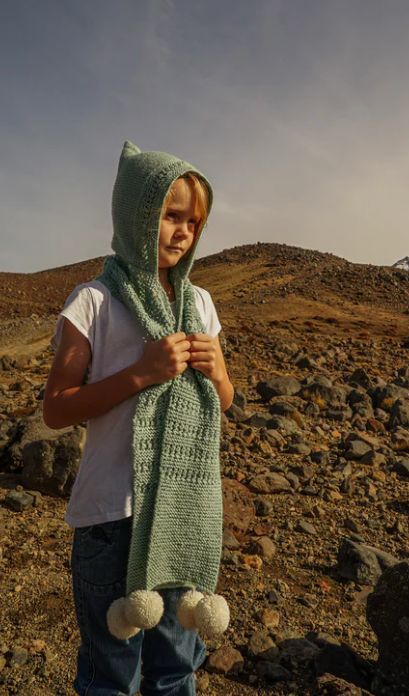 LisaF Pattern - LC32 Chloe Hooded Scarf