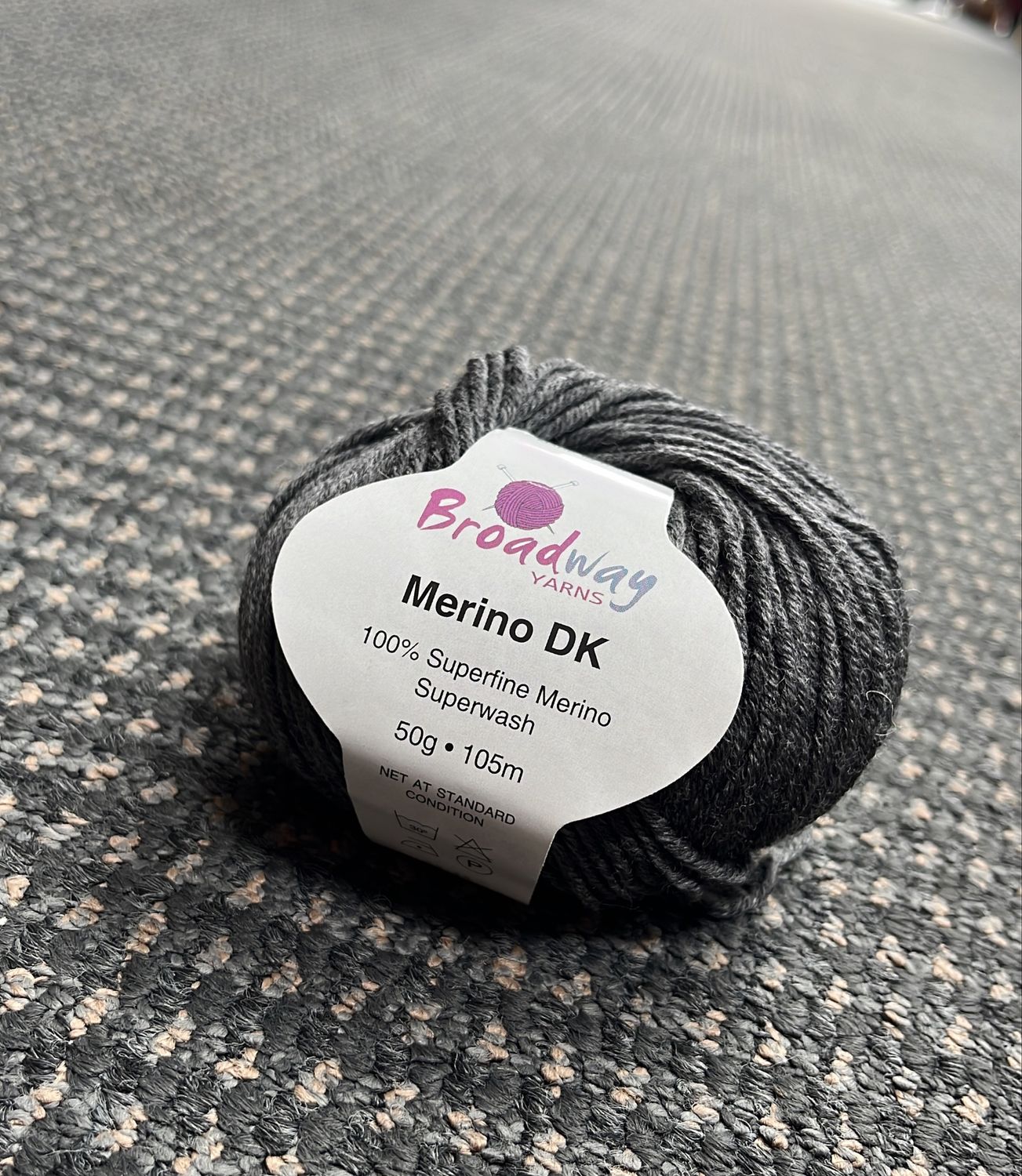 Broadway Yarn DK Merino 50g 105m Colour 901 Charcoal