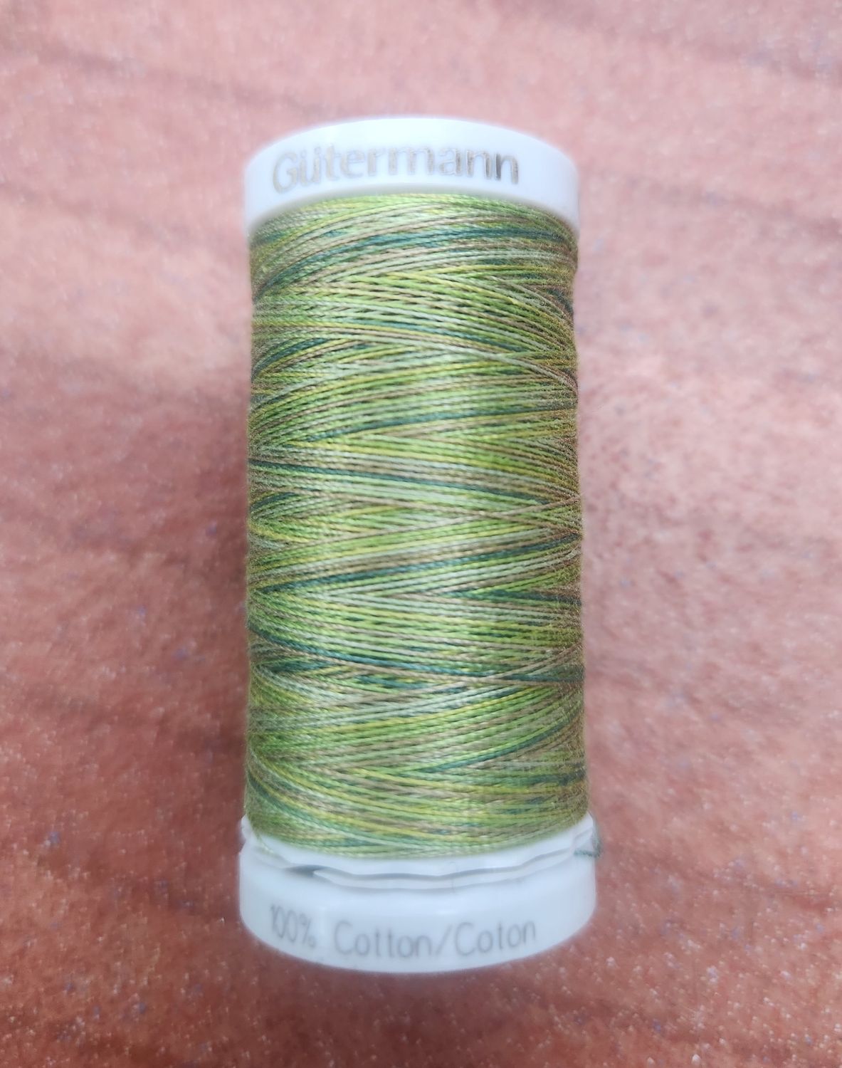 Gutermann 300m Machine Embroidery Quilting Thread Col.4020
