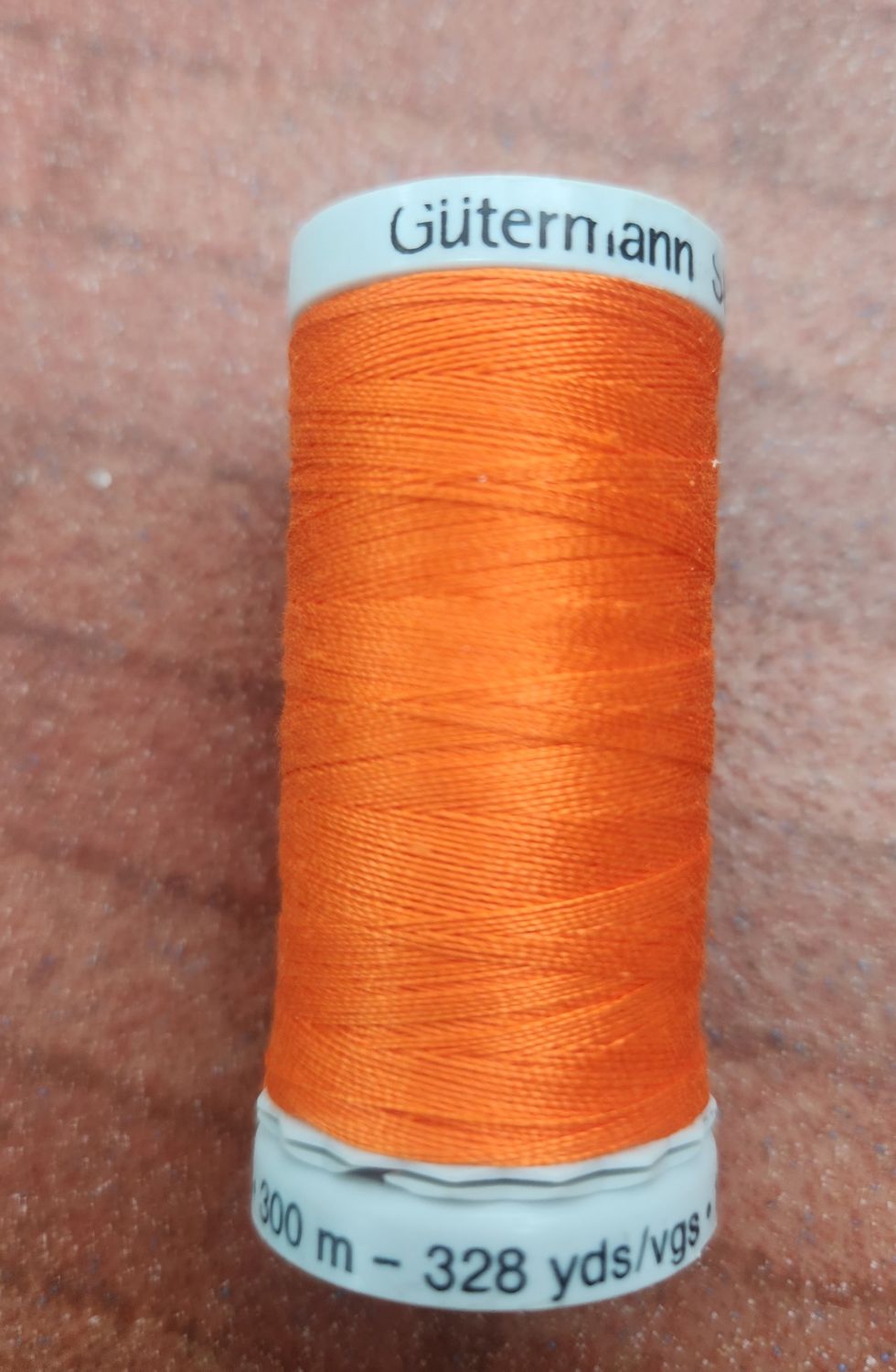Gutermann 300m Machine Embroidery Quilting Thread Col.1184