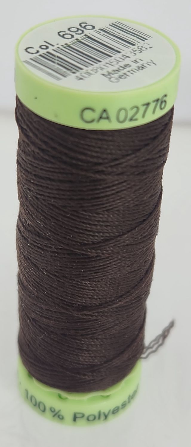 Gutermann 30m Polyester Top Stitch col.696