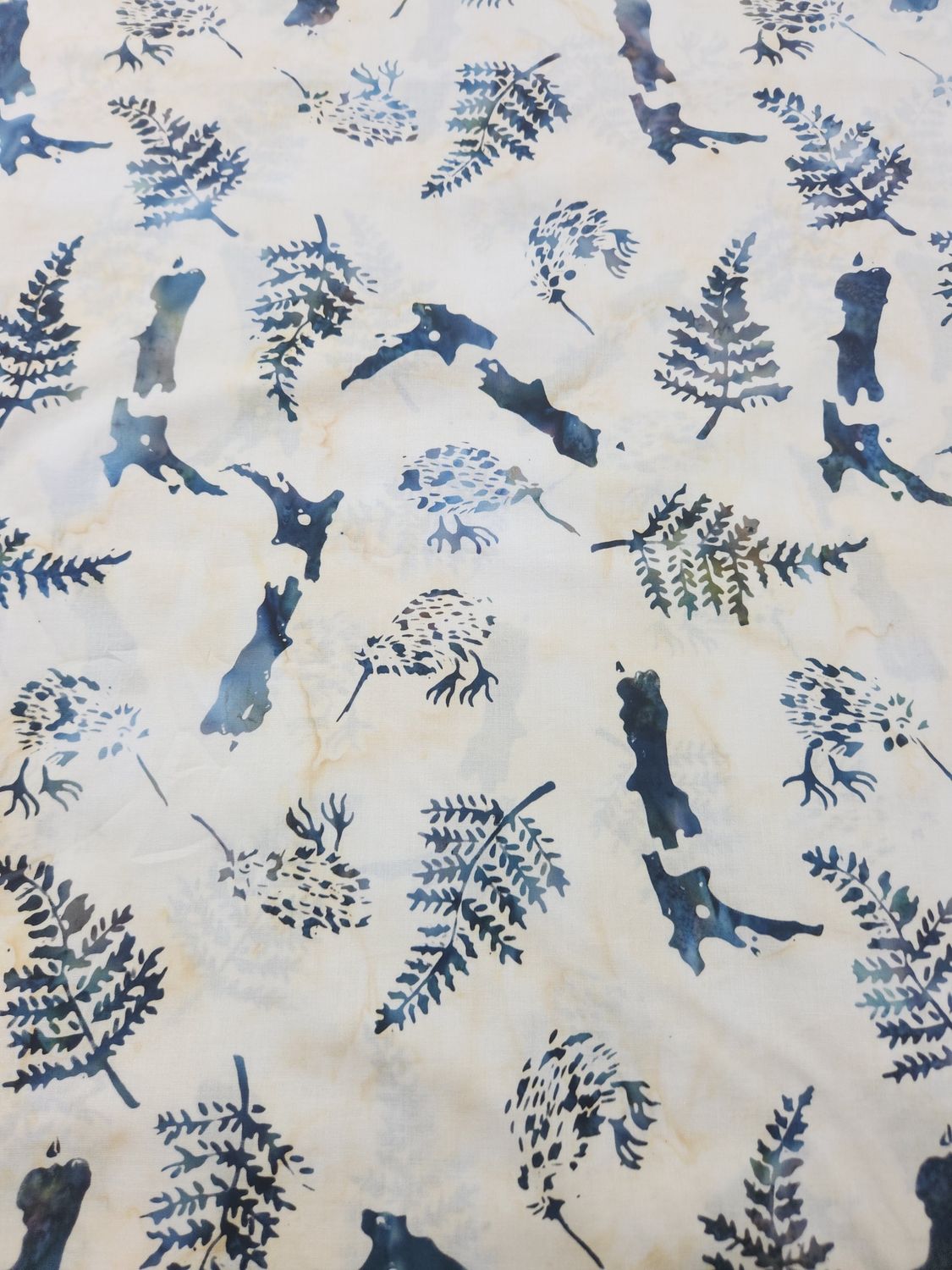 NZ Kiwiana NZ Map &amp; Fern Genes Orchard Fabric Per Metre