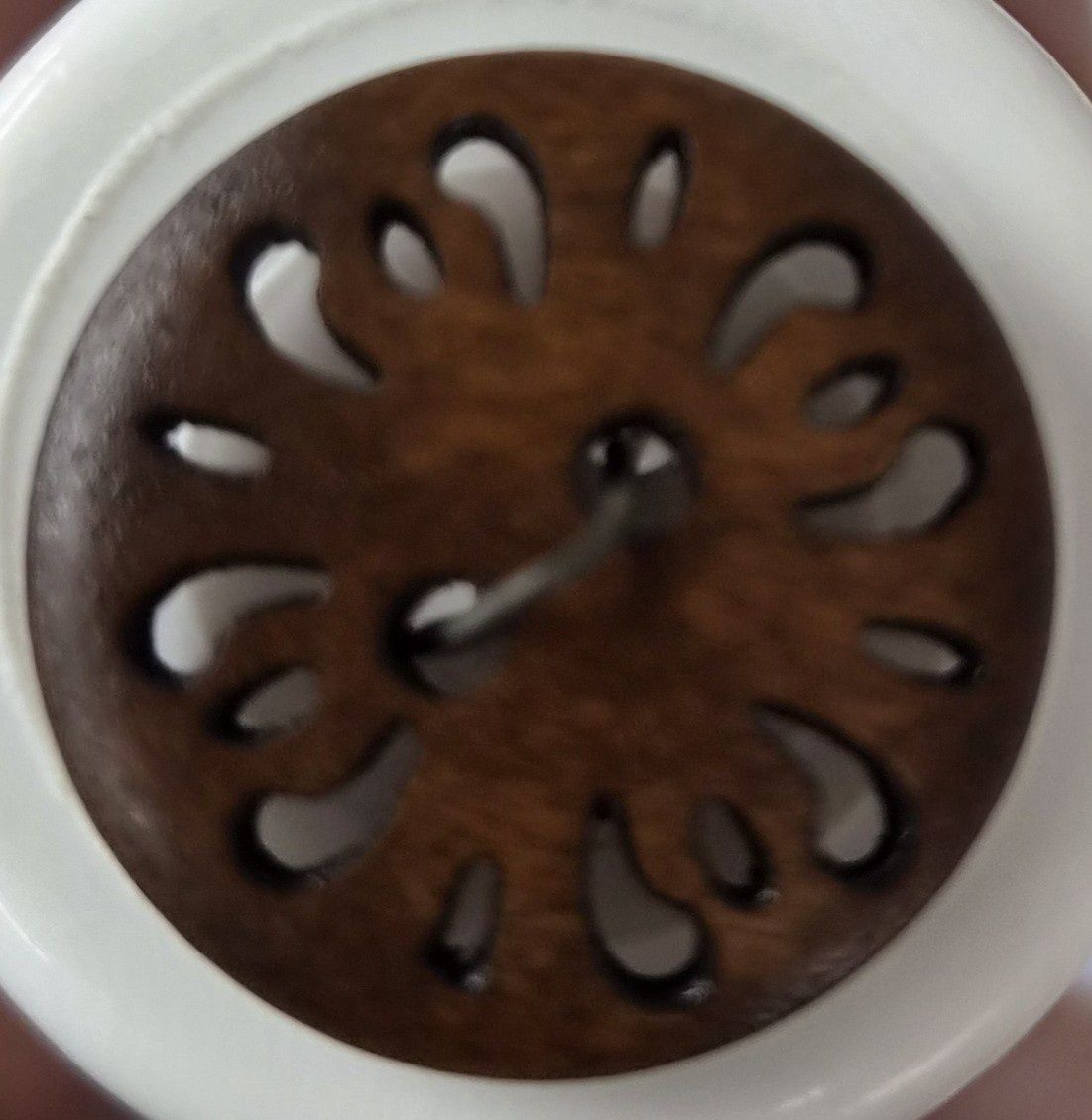 Natty Notions buttons Chocolate Vintage 20mm