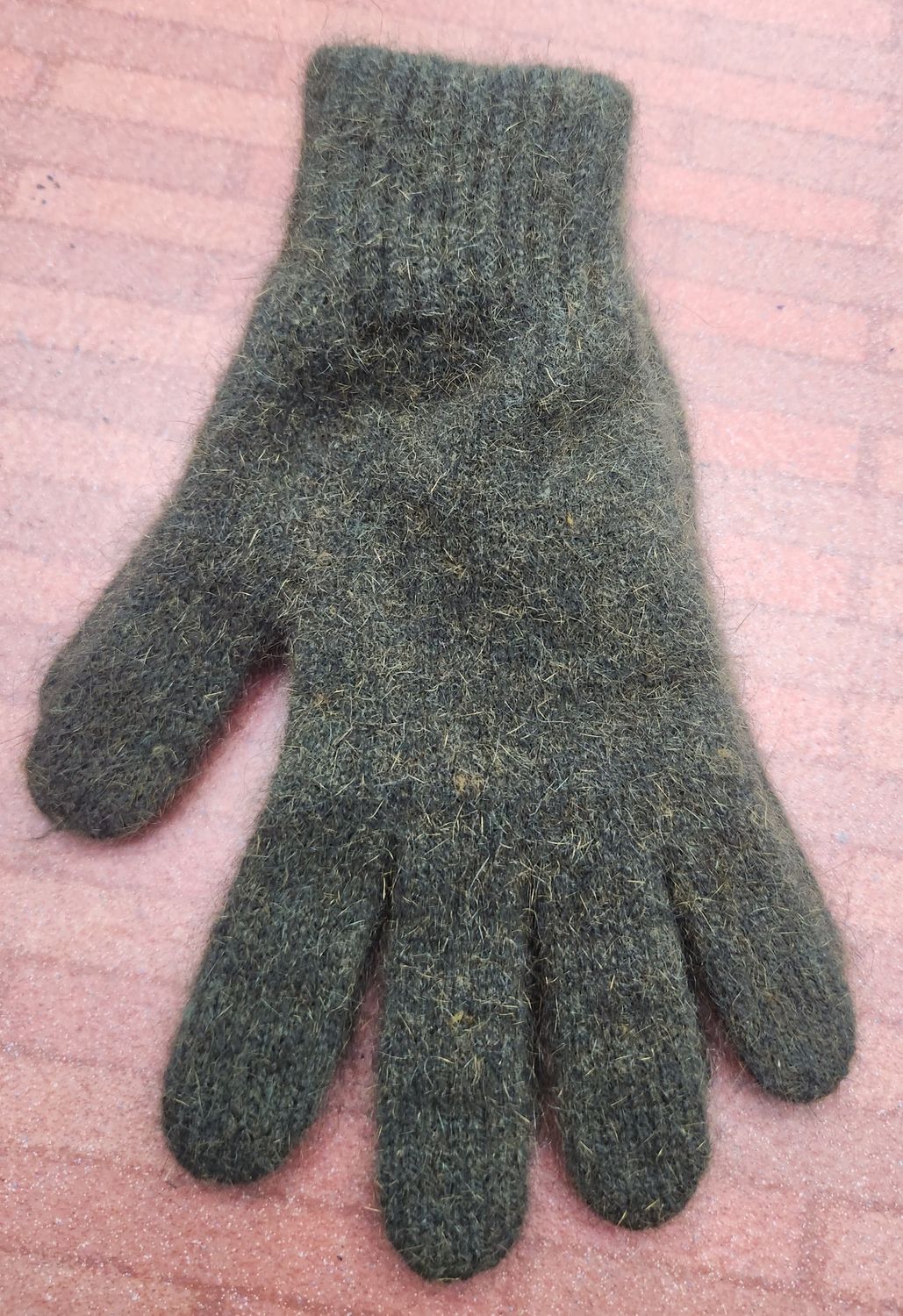 NZ Possum Merino Silk Gloves - Olive Green - Size Small