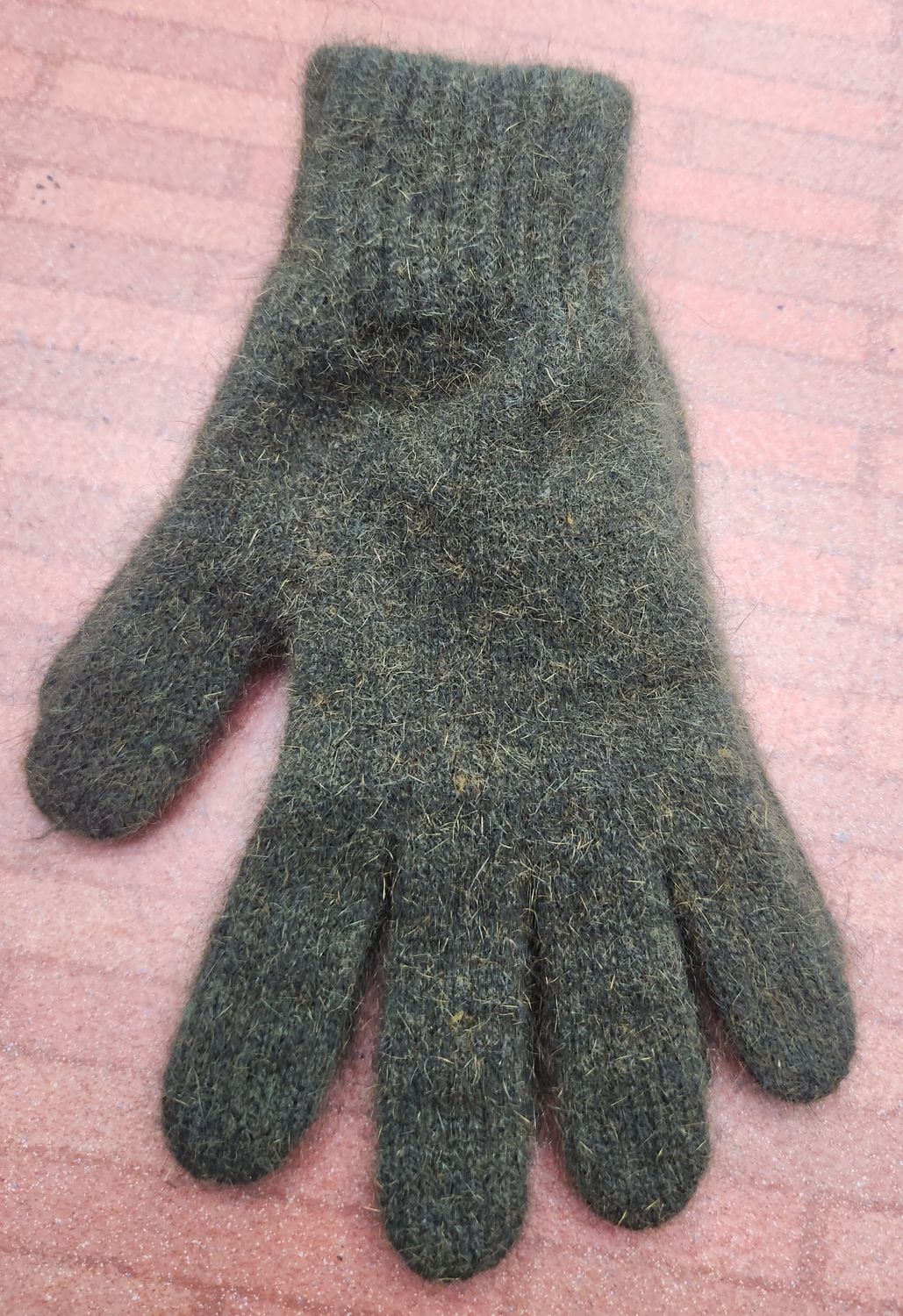 NZ Possum Merino Silk Gloves - Olive Green - Size Small