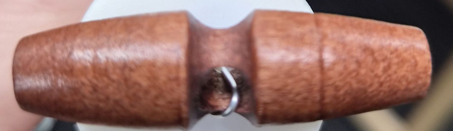 Natty Notions Red Coffee Toggle 4cm