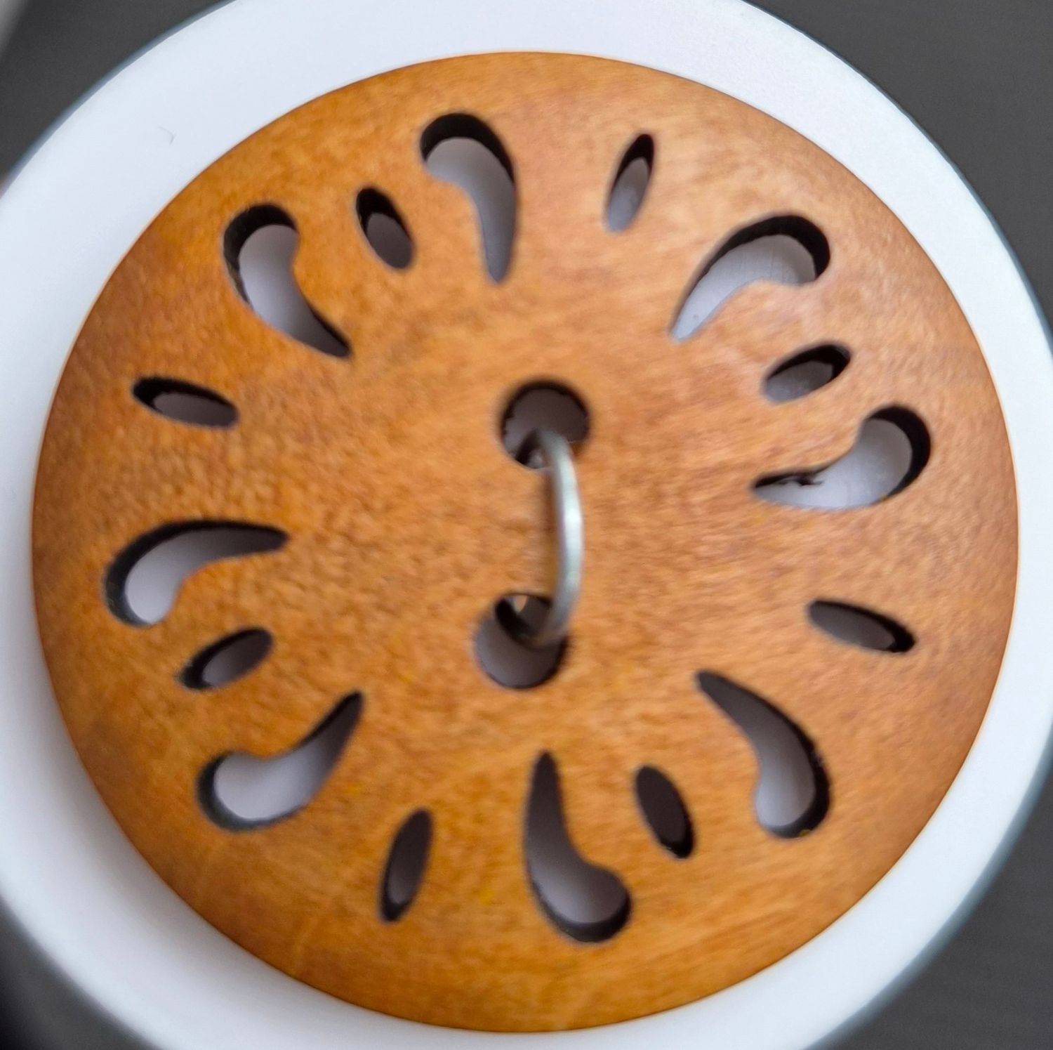 Natty Notions Buttons Chocolate Vintage 30mm
