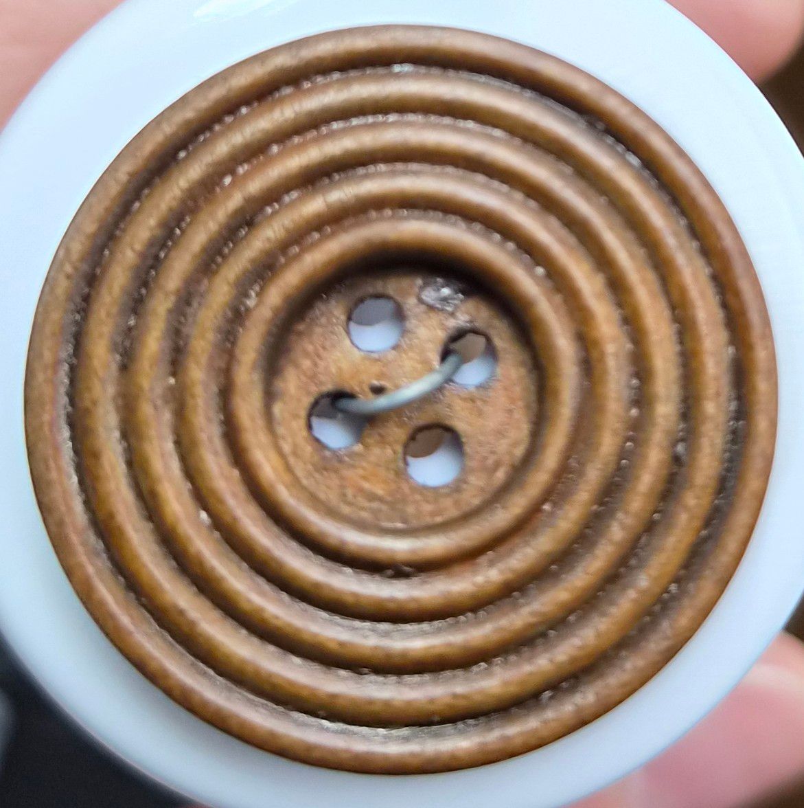 Natty Notions Dark Brown 30mm Button 4 Pack
