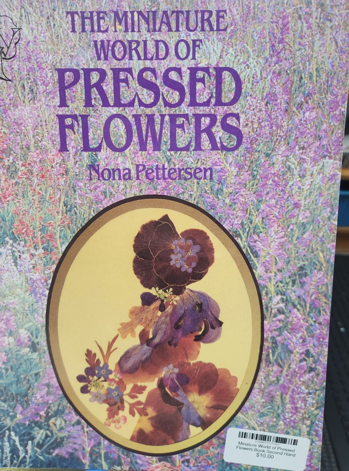 Minature World of Pressed Flowers Book Second Hand