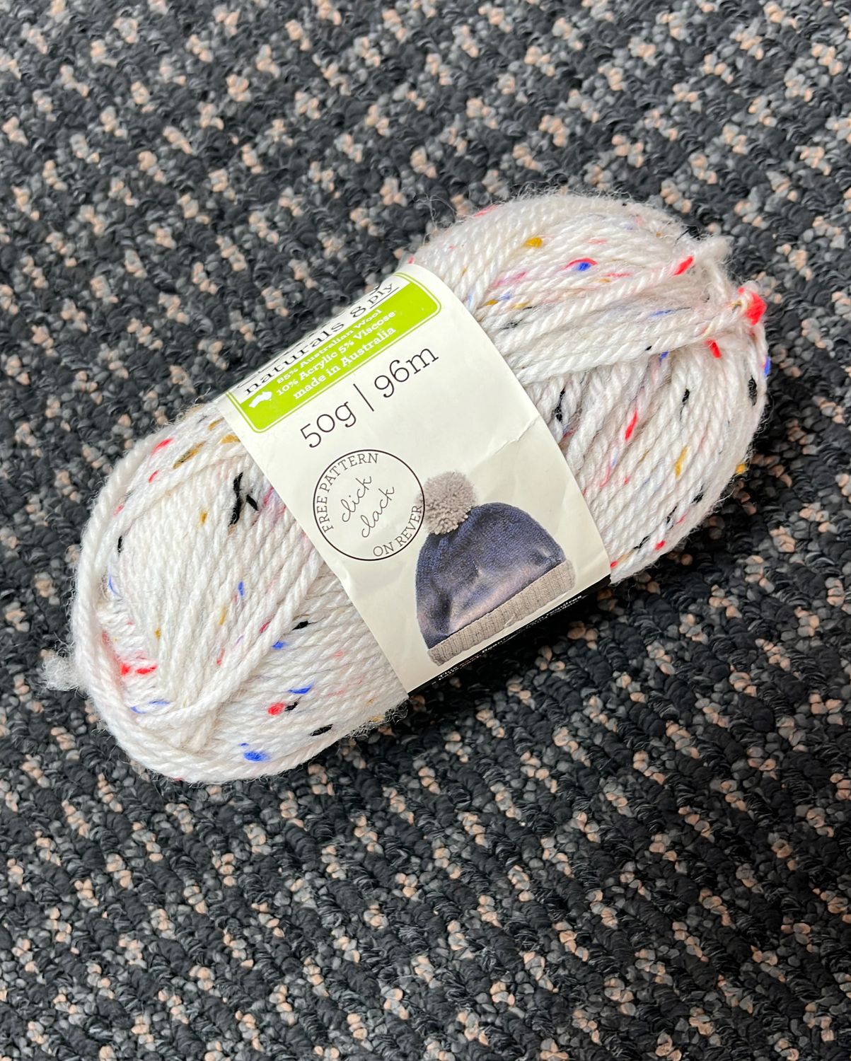 Cleckheaton: Country Naturals 8 Ply 50grm (96m) - 1915