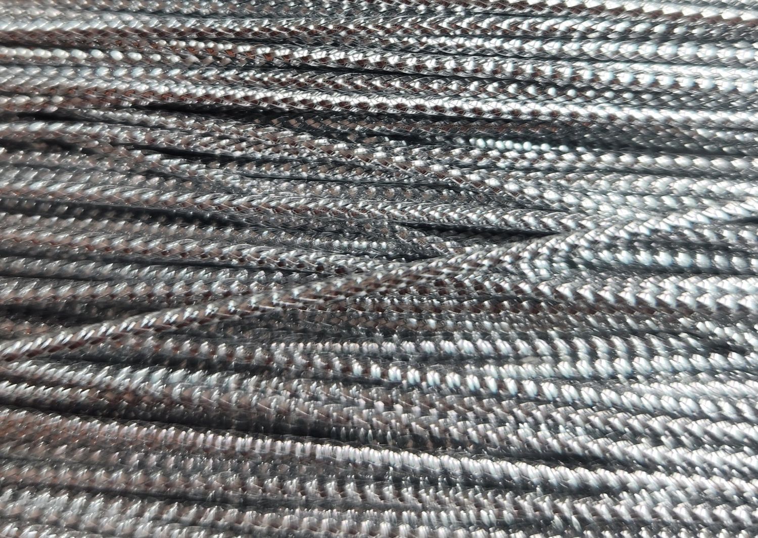 LR57 Silver Metallic Thread 1mm Twisted Per Metre