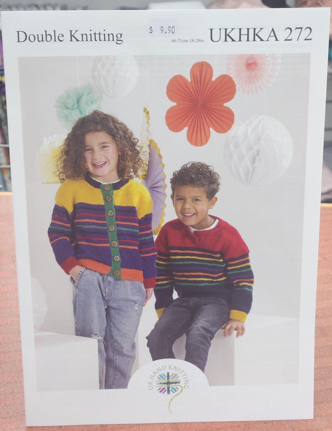 UKHKA Pattern Childrens Cardi &amp; Jumper #272