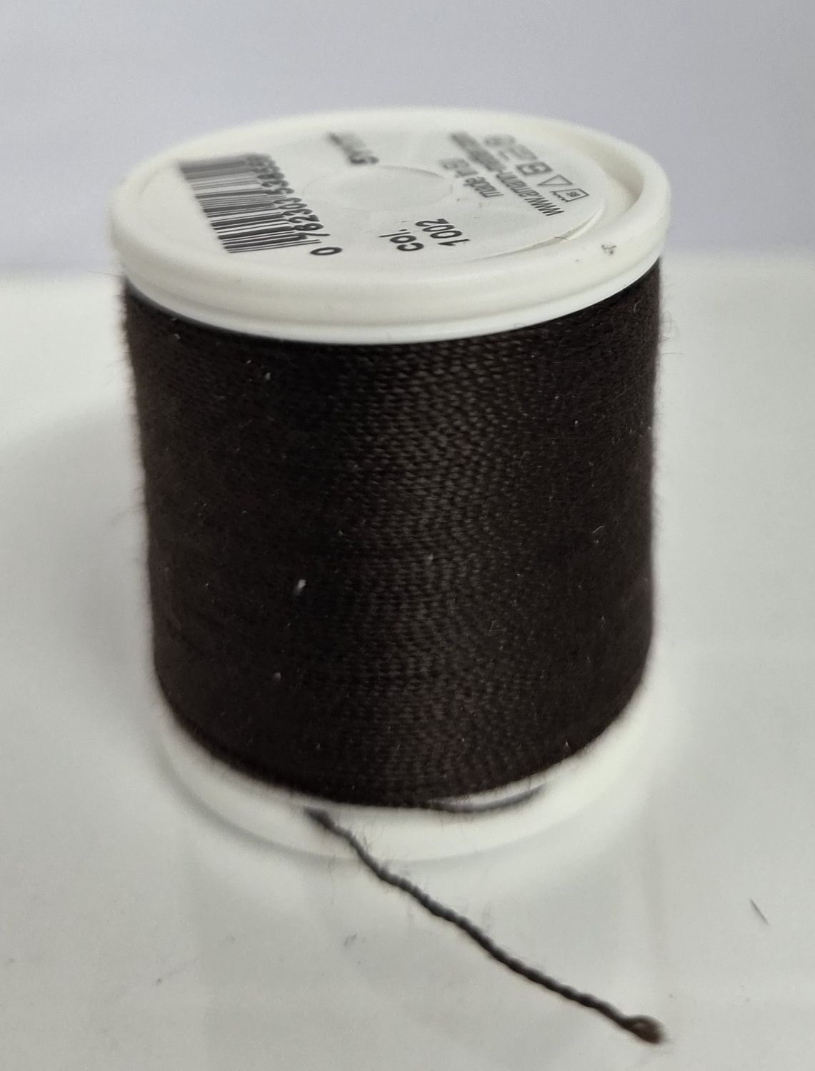 Mettler Extra Strong Polyester Thread 125m Colour 1002