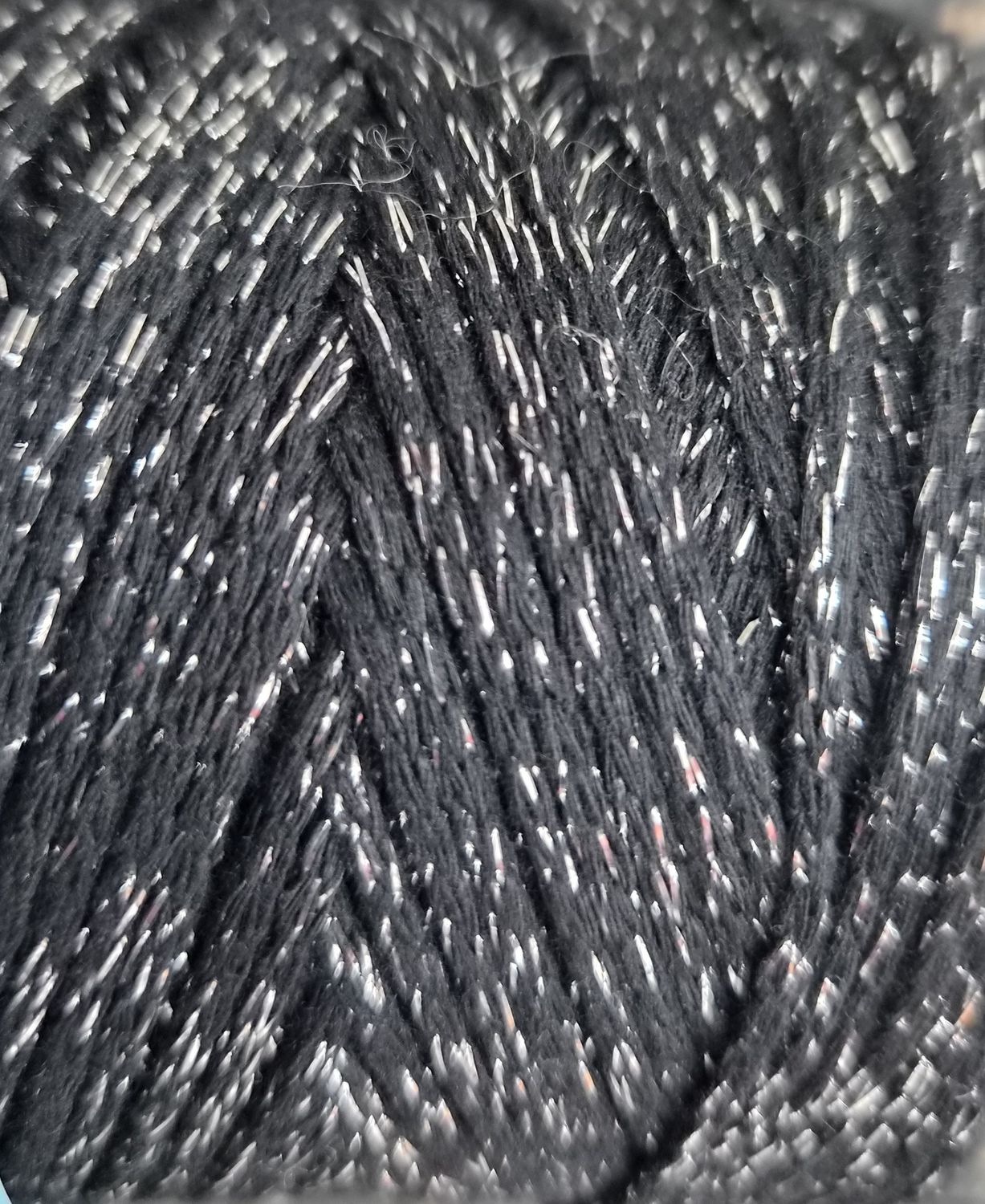 Macrame Cotton Lurex Colour 723 Black &amp; Silver