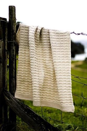 Ripple Blanket Bassinet and Cot sizes 8ply Bc08