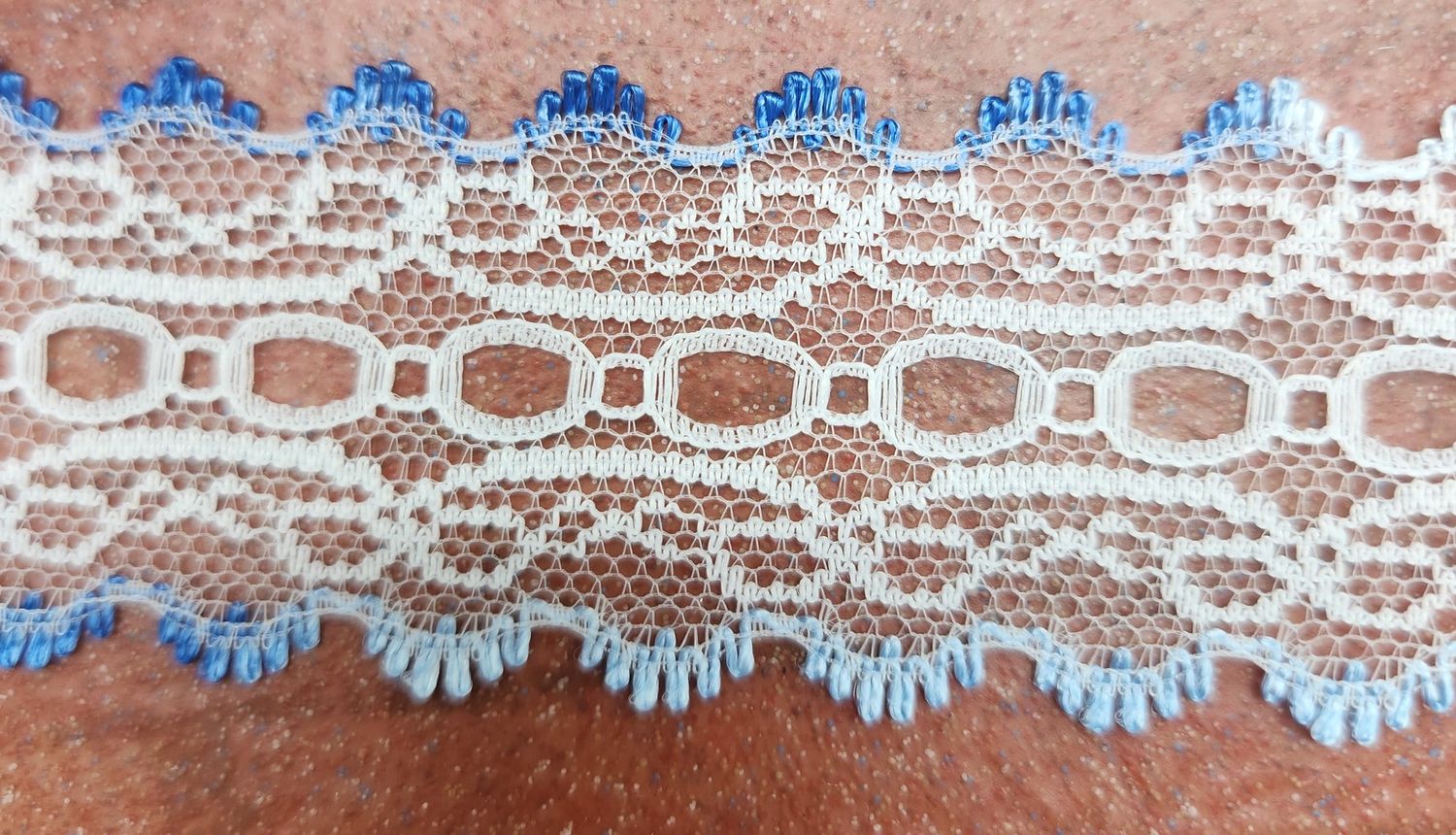 NL625VB Nylon Lace Blue White 40mm Cut Per Metre