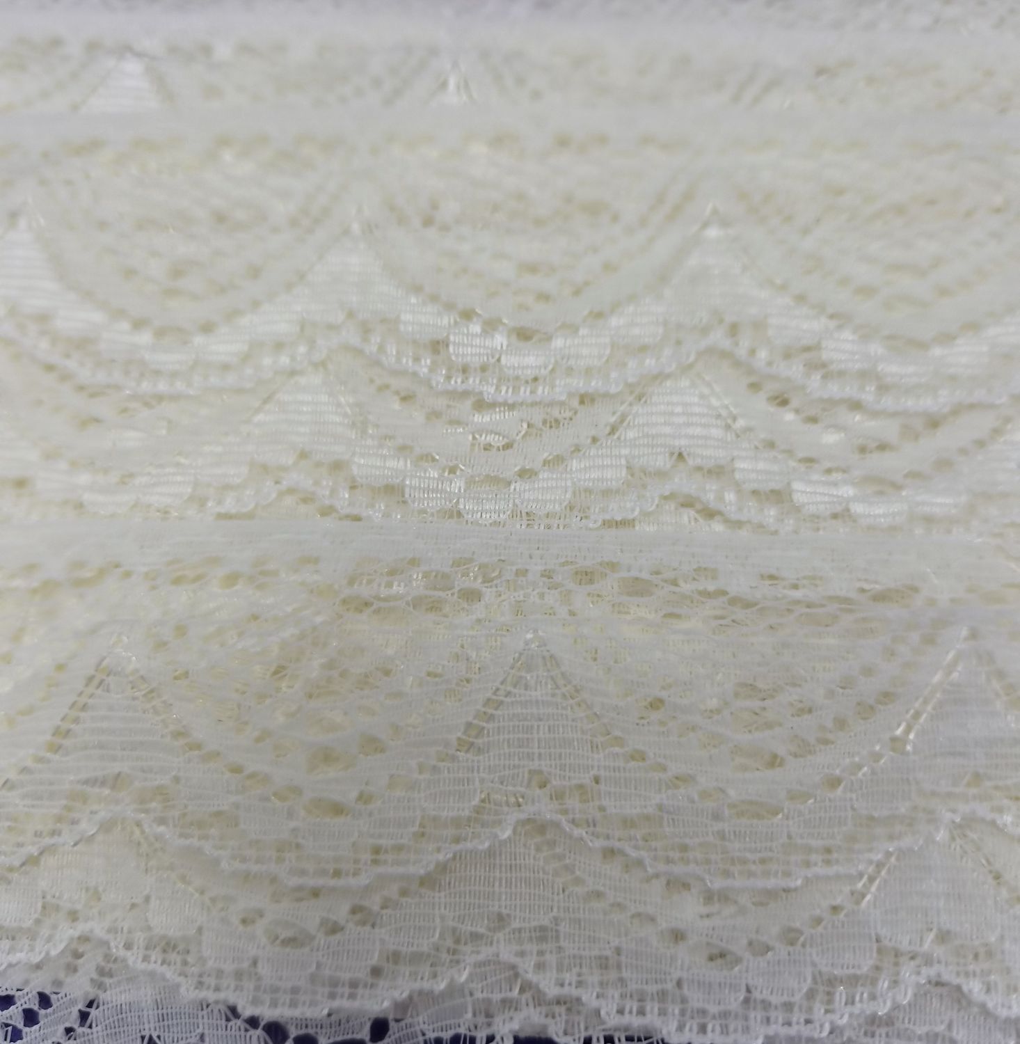 Mermaid Lace Creamy Lemon 35mm wide, Price per Metre
