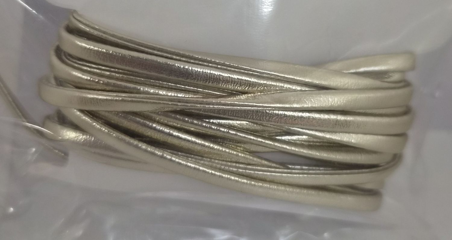 Shiny Gold 2m Total of Jewellery String