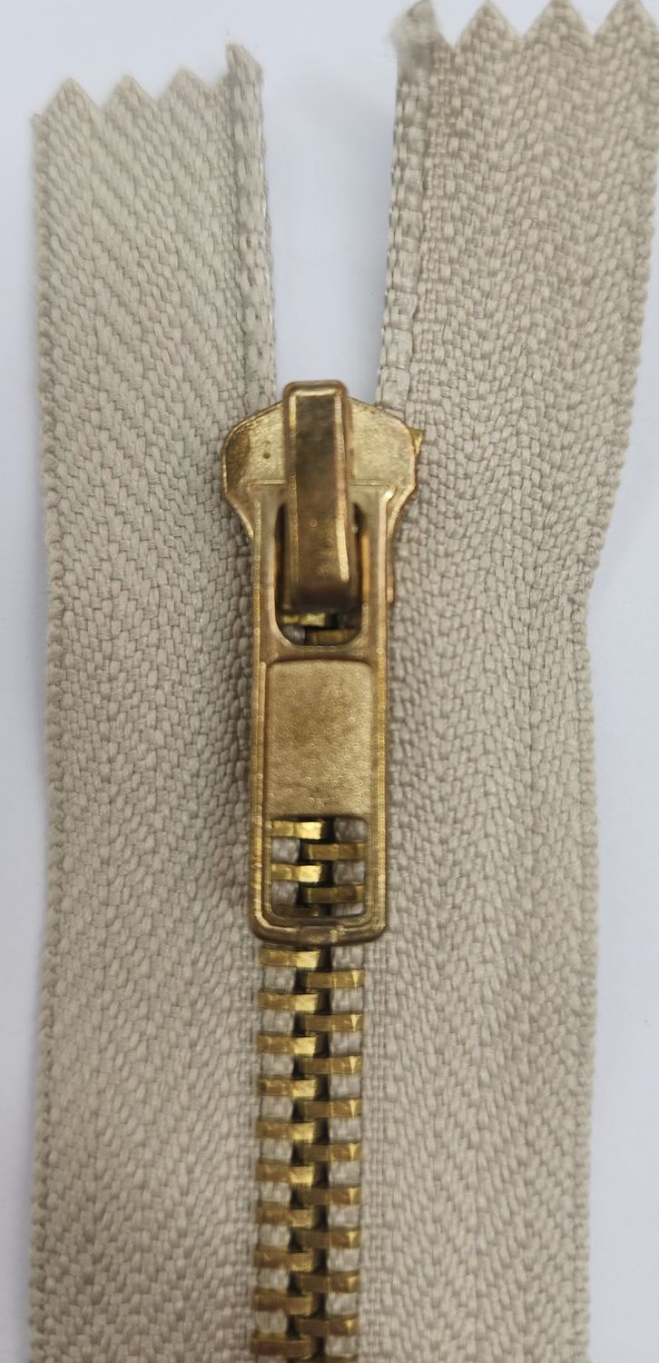 Jean Zip - Fawn 18cm
