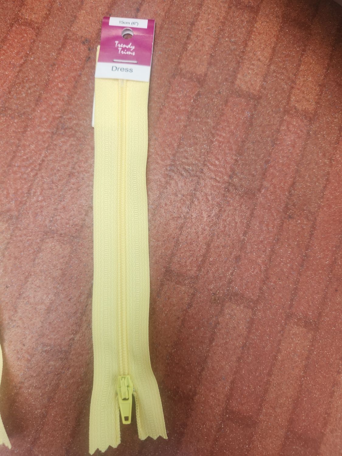 Dress Zip - 15cm Yellow