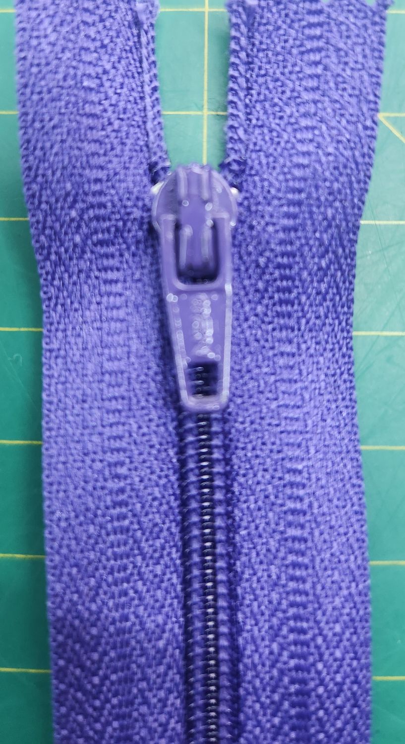 Dress Zip - 55cm Purple