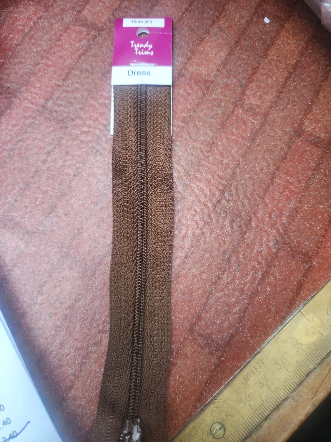 Dress Zip 15cm Chocolate