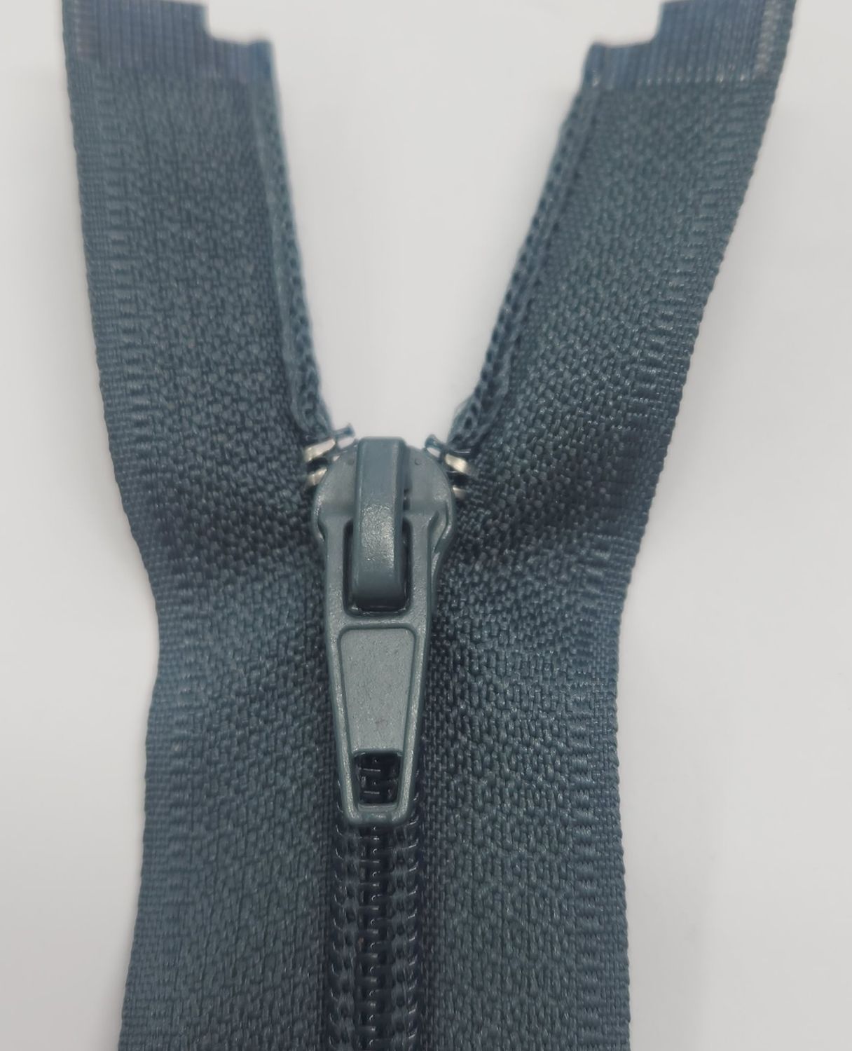 Open Ended Zip 65cm Grey