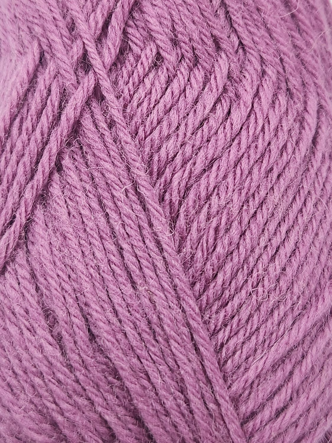 Countrywide Windsor 50g 8ply Wool Colour 99 Damson