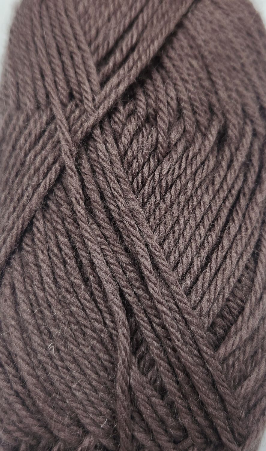 Windsor 8ply  100% Pure Wool Shade 100 French Roast