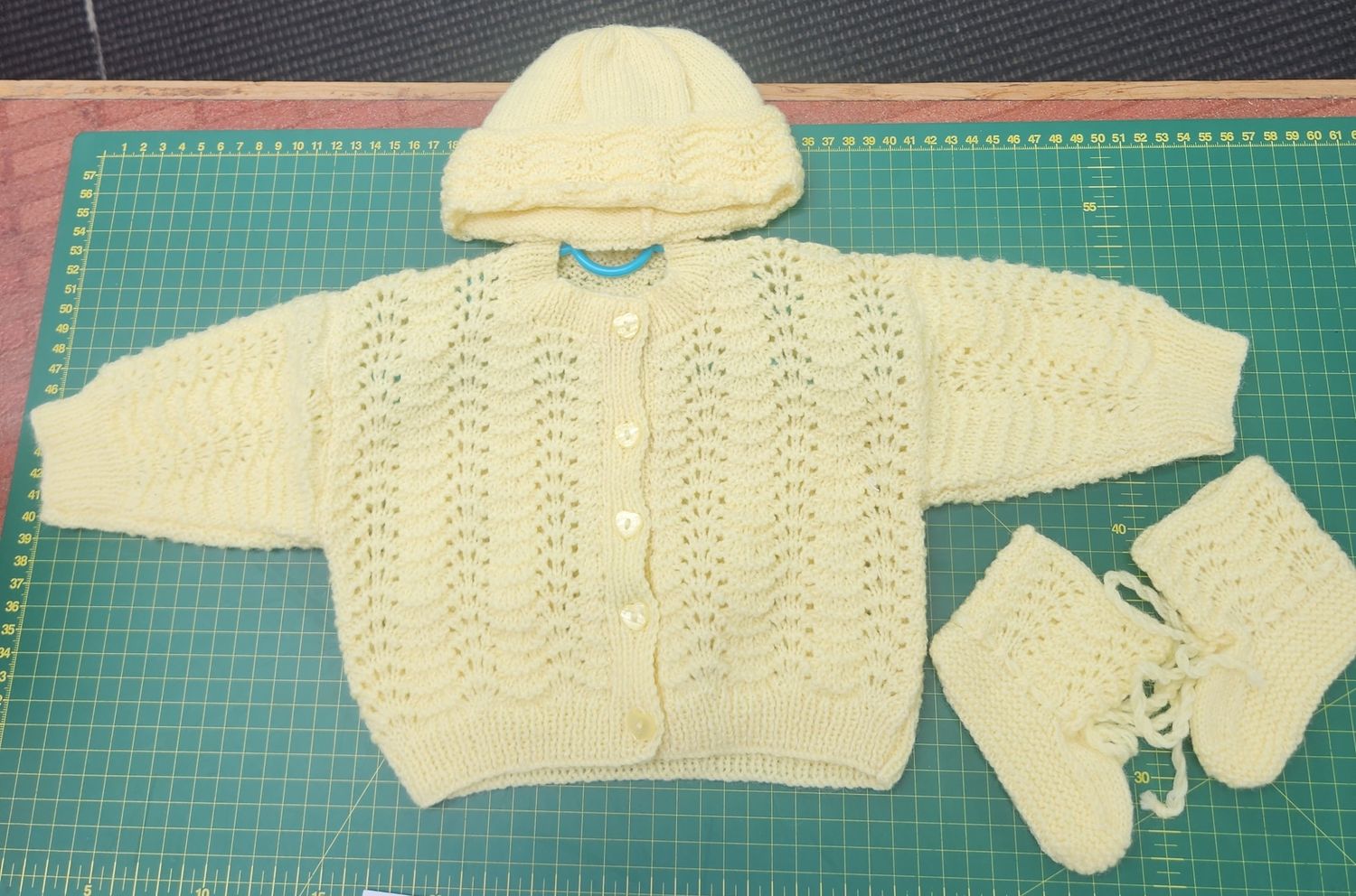 Matinee Set - 100% Baby Merino 0-3months - Colour Lemon