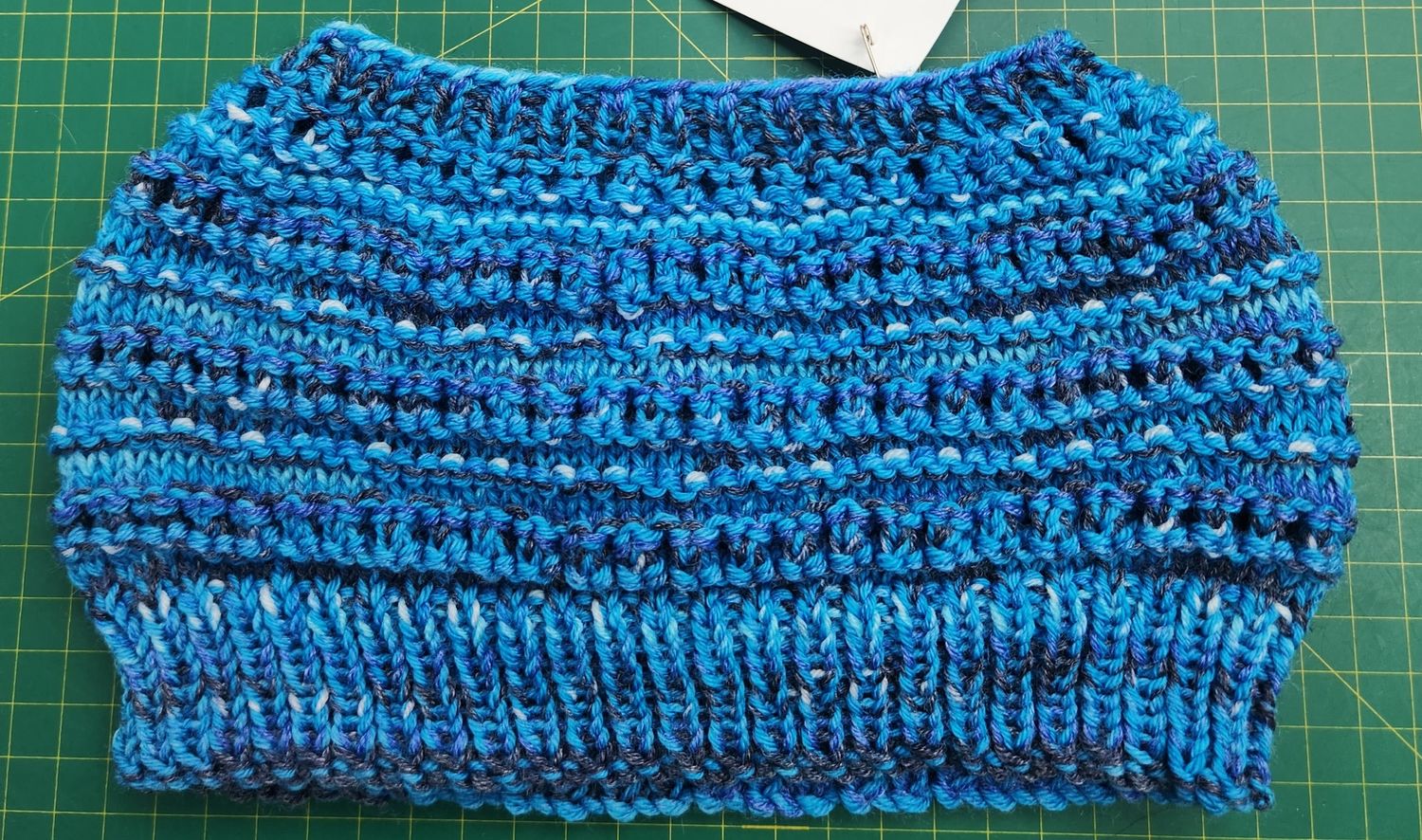 Messy Bun Beanie - Blue
