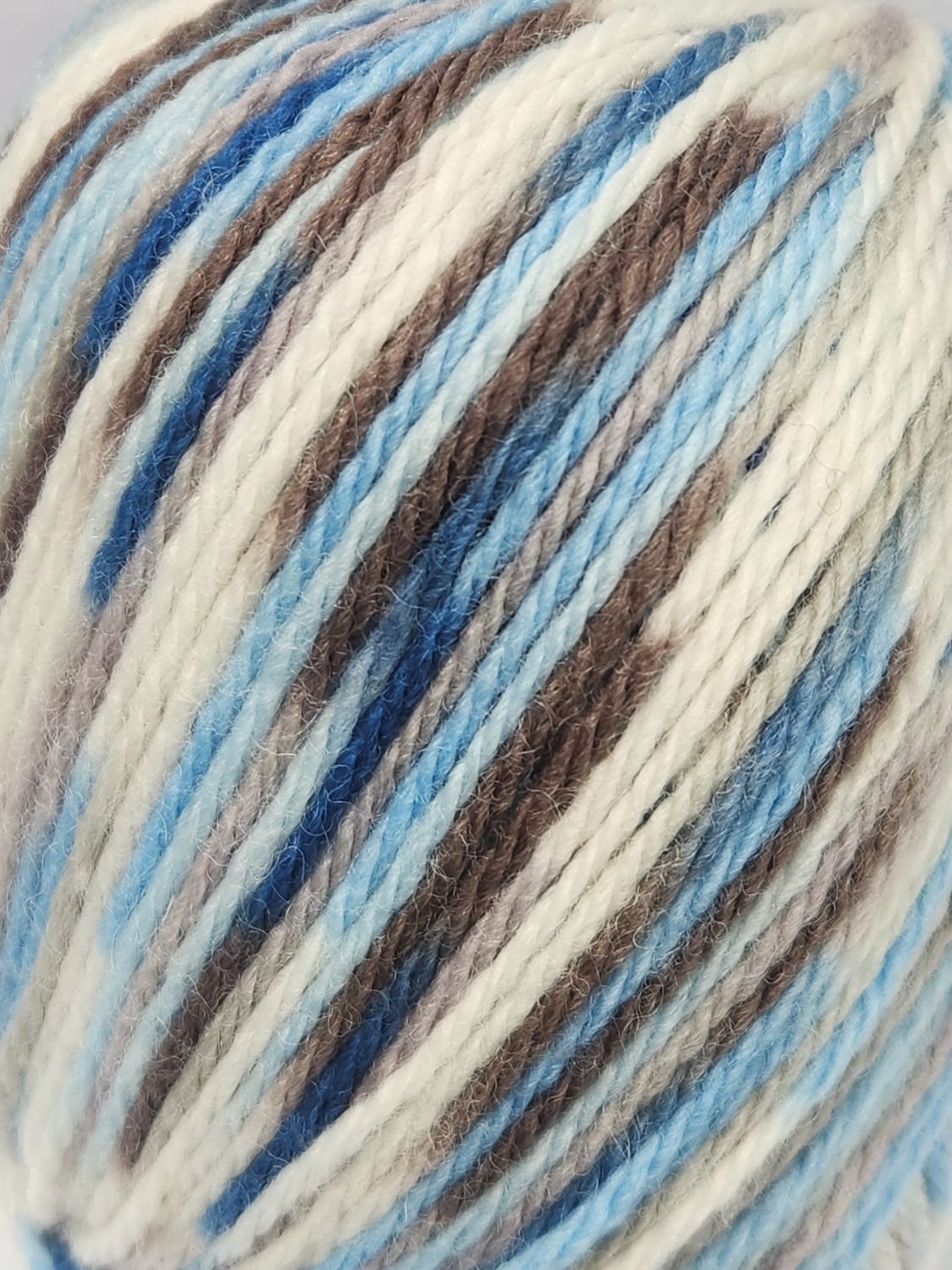 New Zealand Merino Prints 8ply Colour 1354