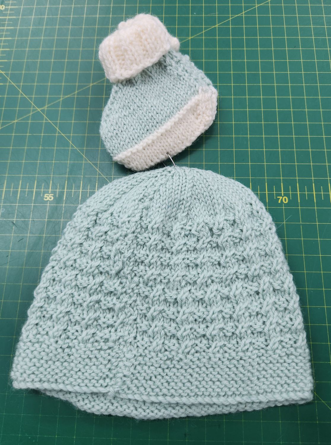 Prem Size Merino Baby Hat &amp; Bootees - Mint/Cream - 100% Merino