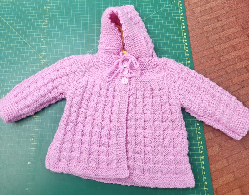 Hoodie - Newborn to 3 Months - 100% Baby Merino - Pink