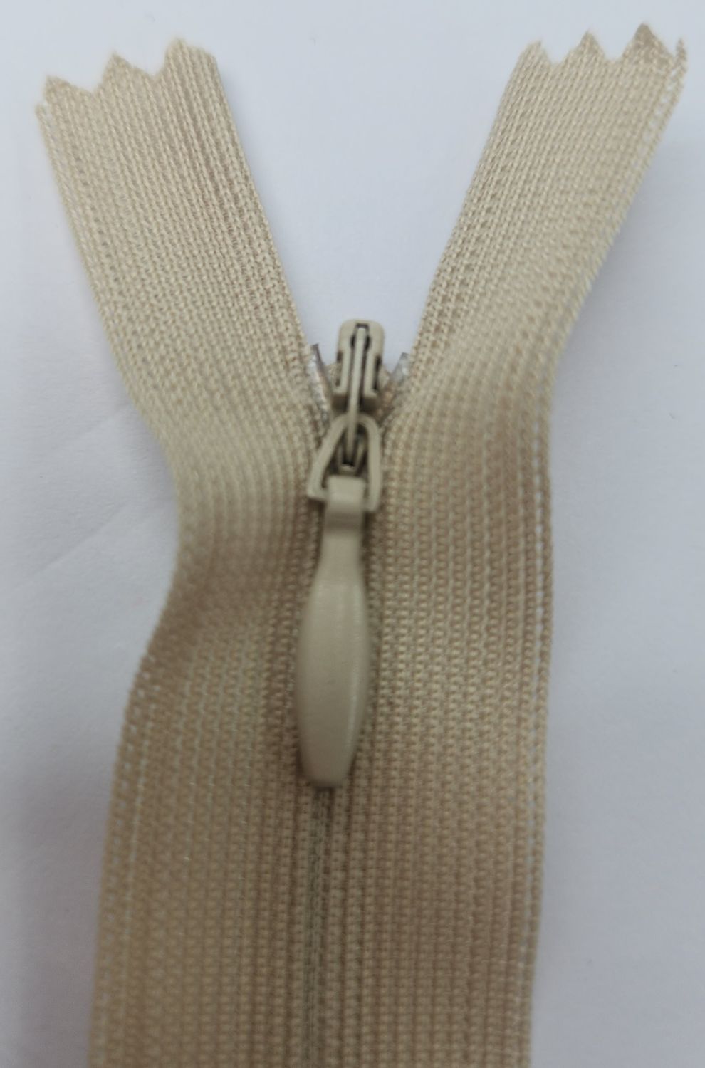 Invisible Zip 55cm  Natural