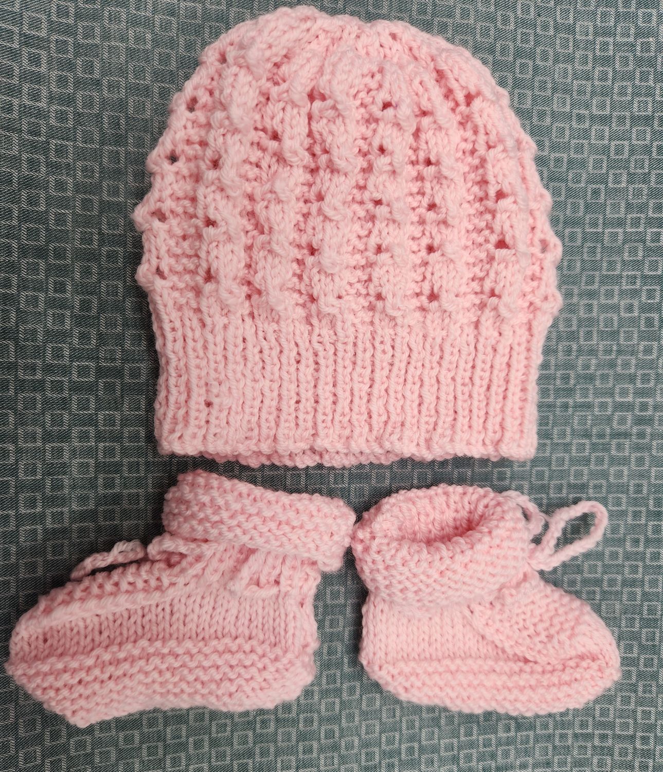 Hat &amp; Bootees - Pink Newborn to 3 months