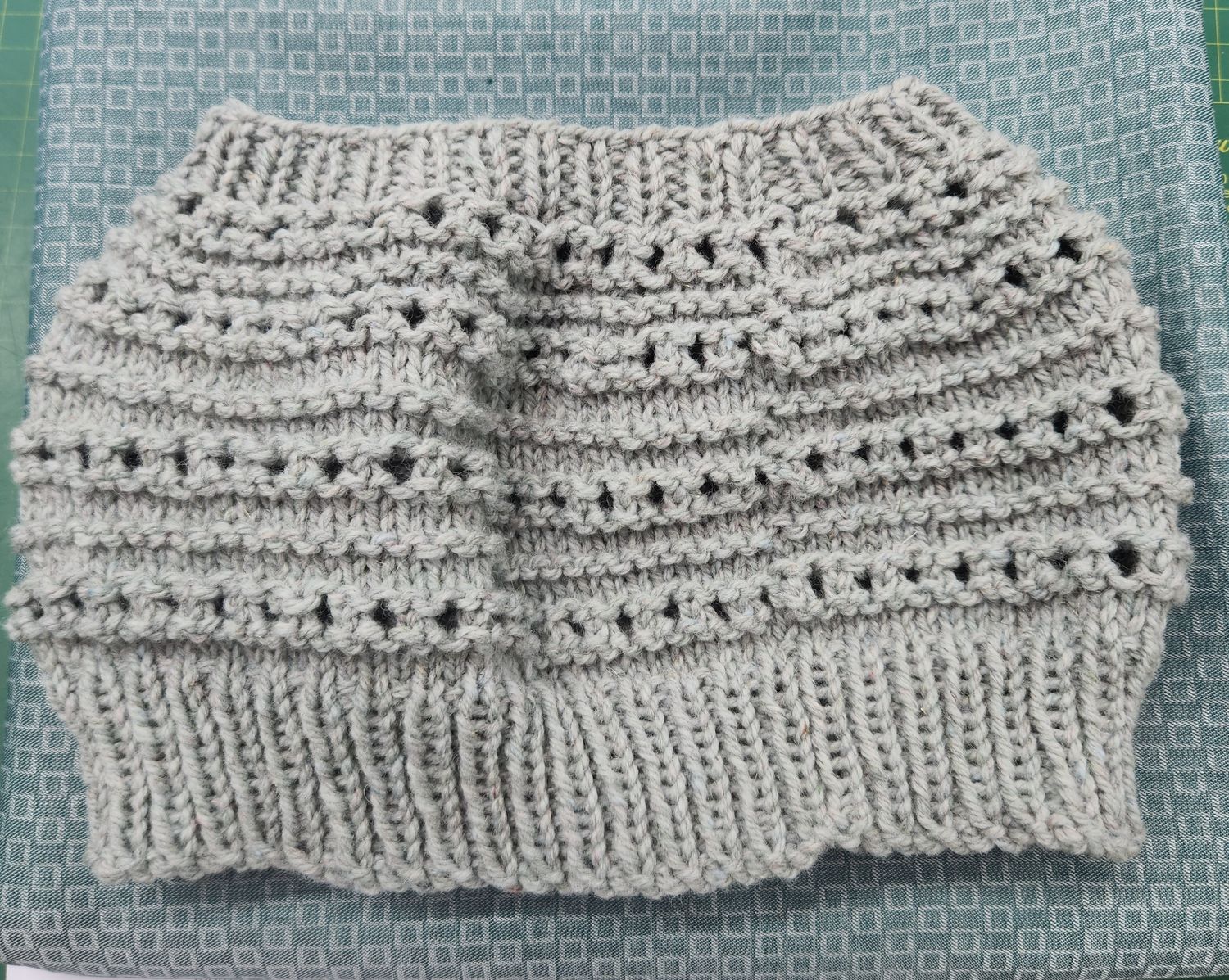 Messy Bun Beanie - Grey Wool