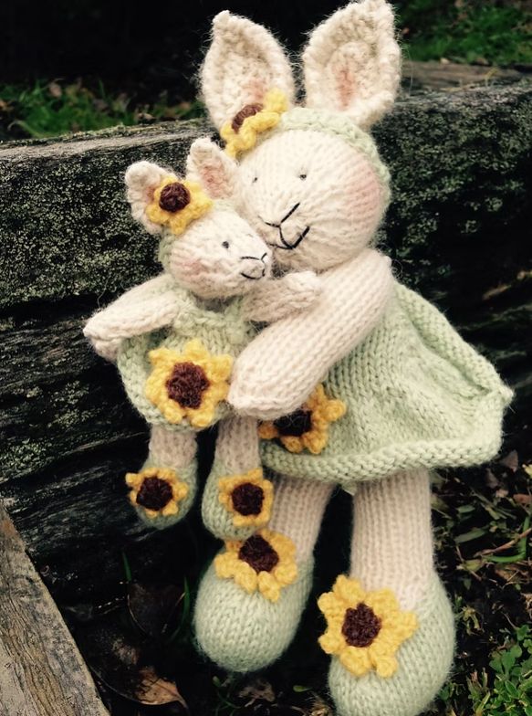 Sunny &amp; Petal Knitting Pattern