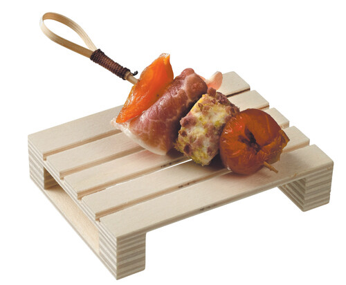 Mini Wooden Pallet  8cm x 6cm x 1.7cm (ea)