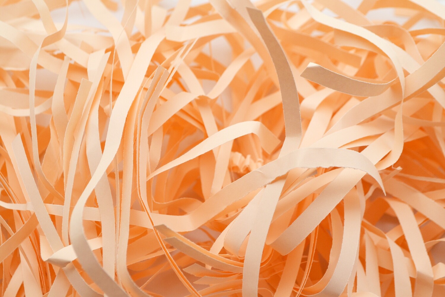 Shredded Strip Cut Paper 90g - Pastel Peach (ea)