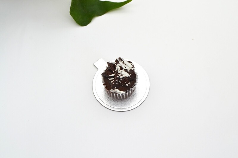 Mini cake board round silver embossed 75 x 75 mm (ea)