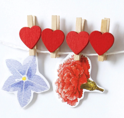 Wooden Pegs Heart Red (Qty 8)