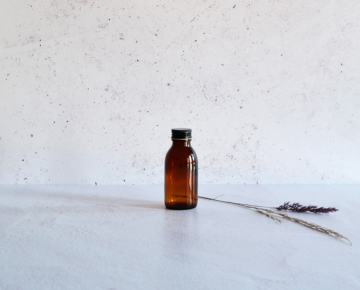 Amber Glass Bottle 100 ml + Black Aluminium Lid 28mm (ea)