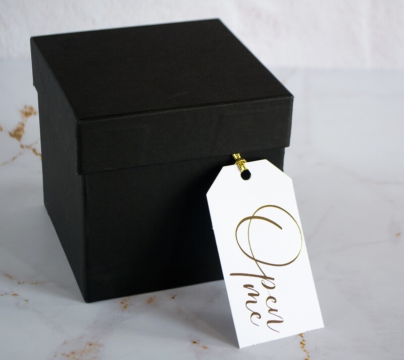 Gift Tag - Open Me White &amp; Gold (3&#39;)