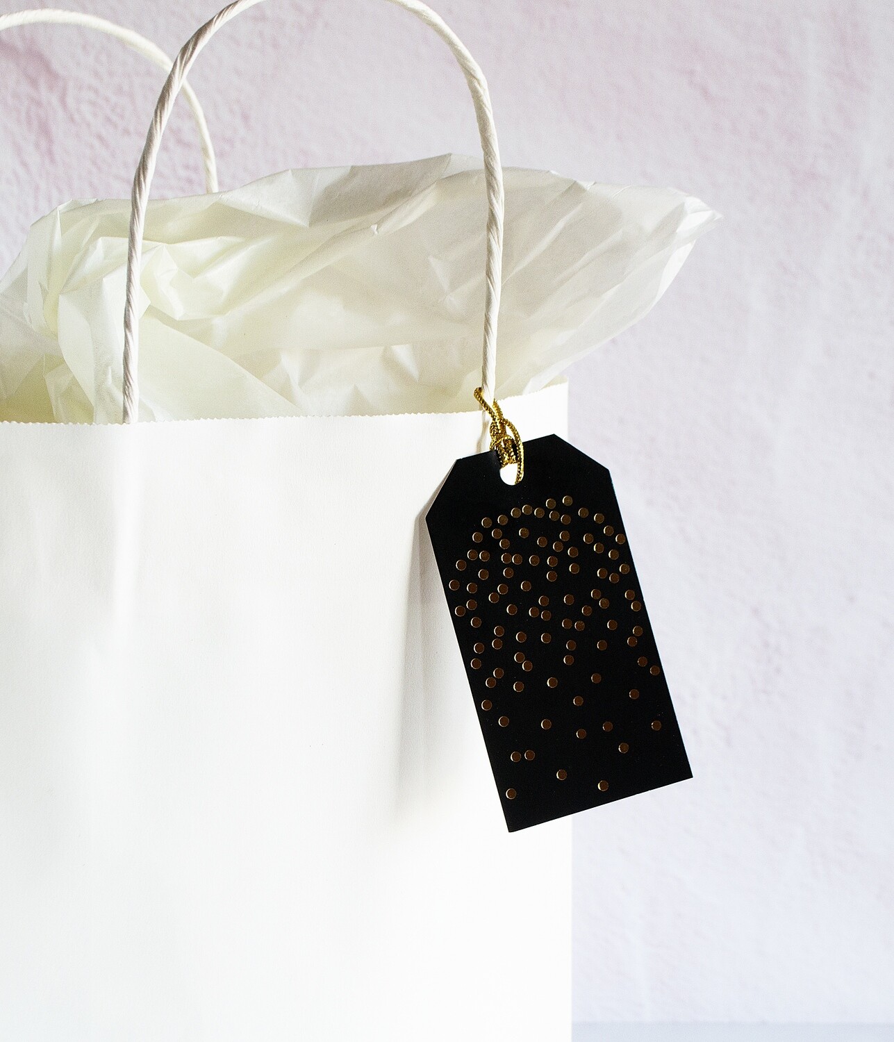Black and Gold Confetti Gift Tags