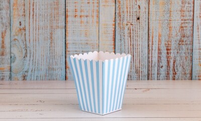 Box Popcorn Mini B/Blue 5 x 5 x 10 cm (each)