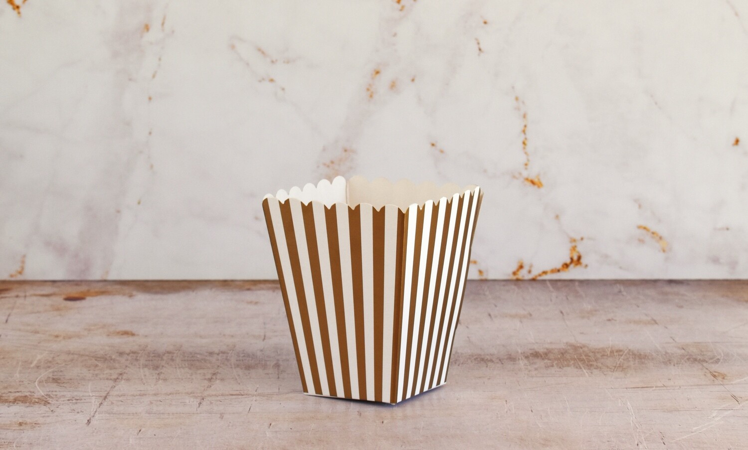 Box Popcorn Mini Gold 5 x 5 x 10 cm (each)