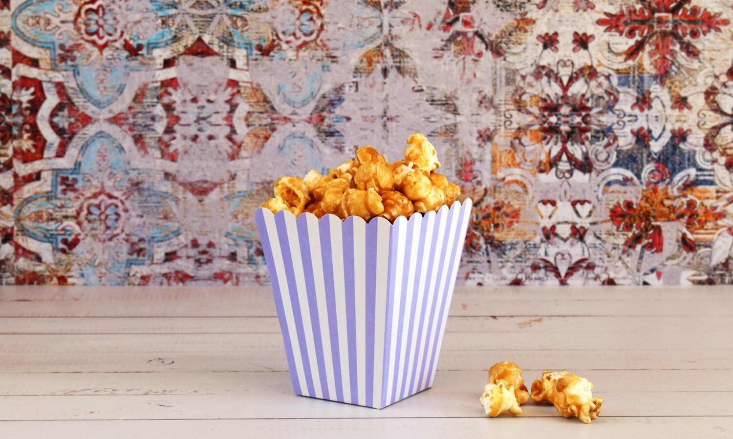 Box Popcorn Mini Lilac 5 x 5 x 10 cm (each)