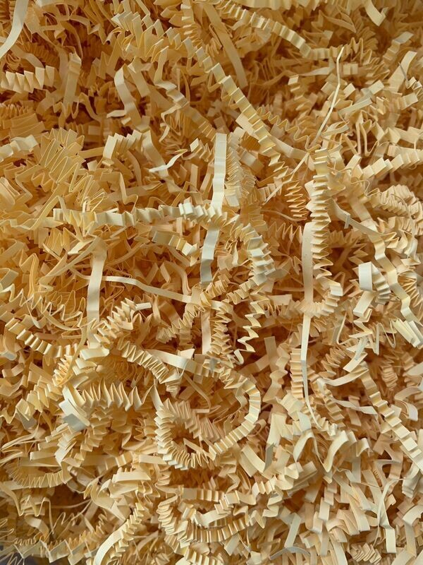 Shredded Crinkle Cut Paper 100g - Pastel Ivory (ea)
