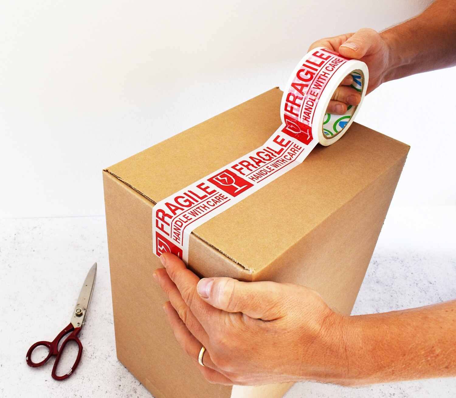 48 mm x 50 m Tape Fragile Print (43 Mic)